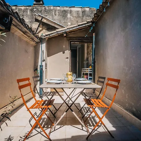 度假居 Maison De Village Atypique A 5min Du Pont Du Gard *
