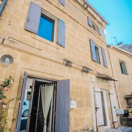 Holiday home Maison De Village Atypique A 5min Du Pont Du Gard Vers Pont du Gard
