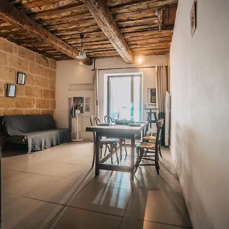 Ferienhaus Maison De Village Atypique A 5min Du Pont Du Gard
