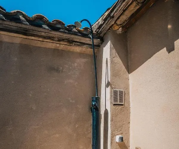 Maison De Village Atypique A 5min Du Pont Du Gard *