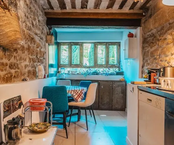 Maison De Village Atypique A 5min Du Pont Du Gard * Vers Pont du Gard