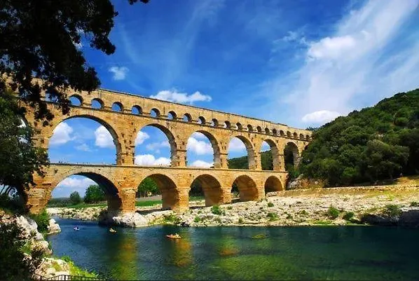 Σπίτι διακοπών Maison De Village Atypique A 5min Du Pont Du Gard Vers Pont du Gard